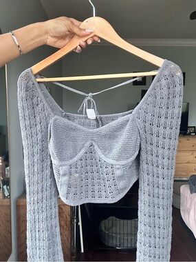 H&M Gray Crochet Crop Top